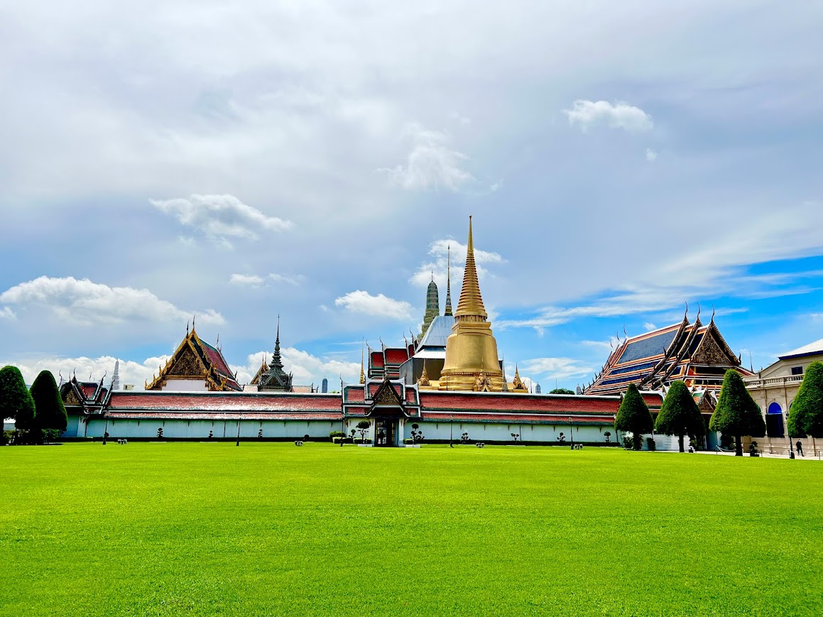 Wat Phra Si Rattana Satsadaram Or Wat Phra Kaew (Temple of the Emerald Buddha)